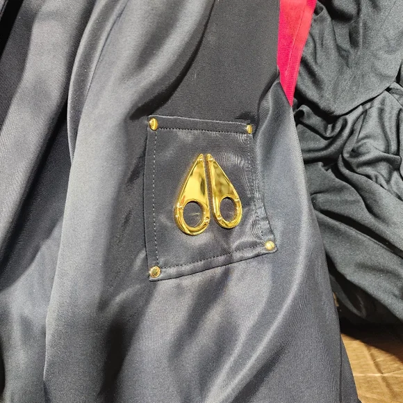 Moose Knuckles Black Puffer Jacket Gold Series. Brand NEW!!!